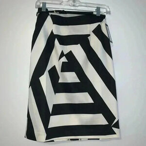 Worthington Essential Pencil Skirt​​